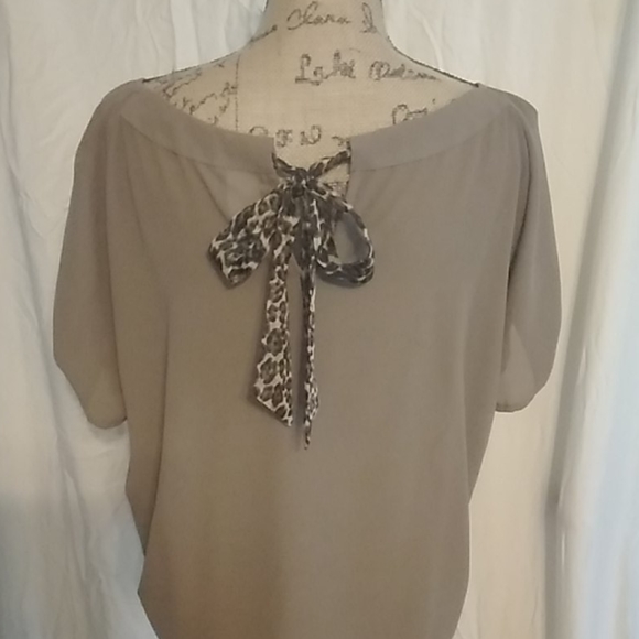 Off shoulder blouse - Picture 5 of 7